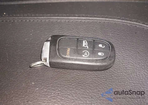 2020 Jeep Cherokee Limited 4X4 z USA, uszkodzony, nr VIN 1C4PJMDX3LD518725